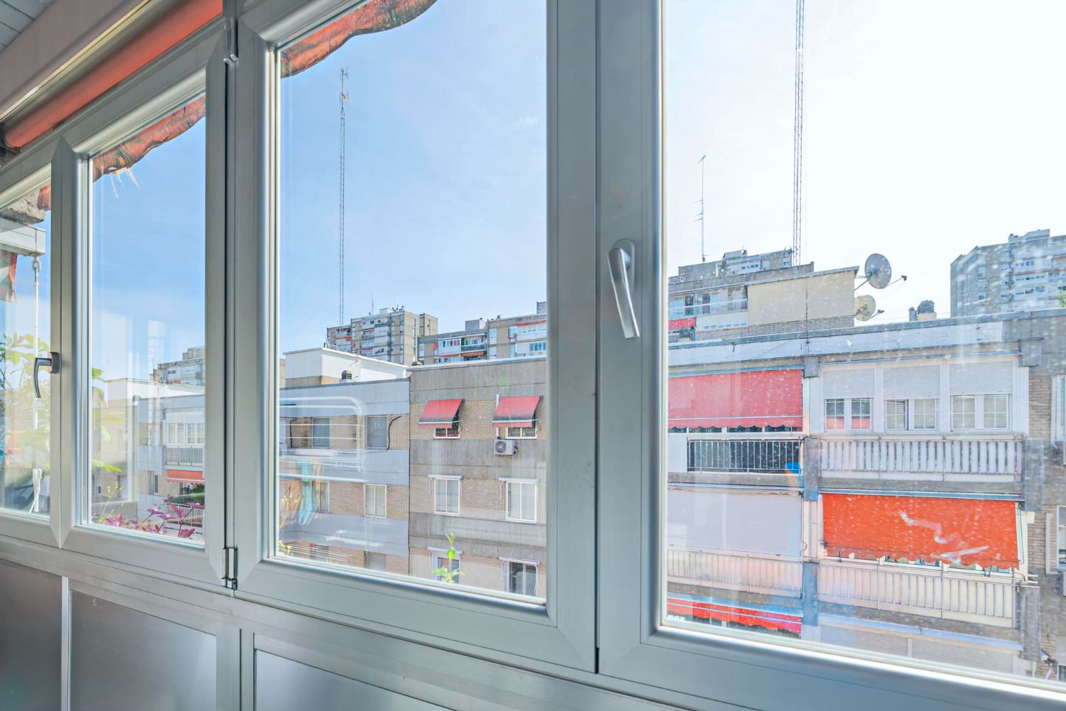 Fenêtres Ideal 4000 : Une solution moderne et performante